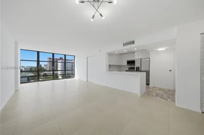 2049 S Ocean Dr #703 1