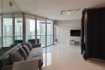 475 Brickell Ave #5008 1