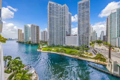 200 Biscayne Boulevard Way #904 1