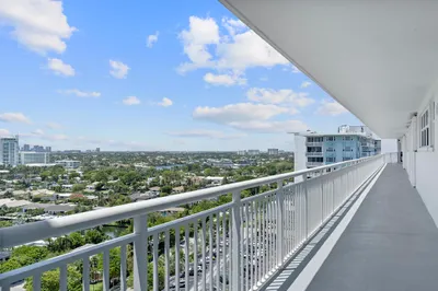 1920 S Ocean Drive #1611 1