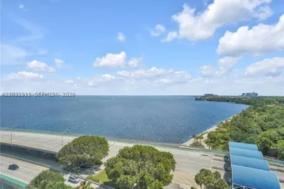 150 SE 25th Rd #15J 1