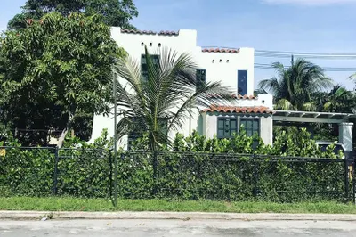 125 S B Street 1