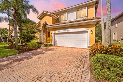 6074 SW Bald Eagle Drive 1