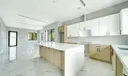 2260 E 9th Ave Photo