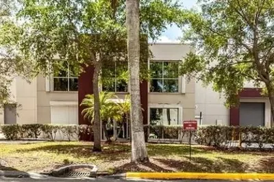 3071 NW 107th Ave 1