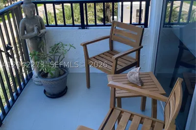 531 N ocean #611 1