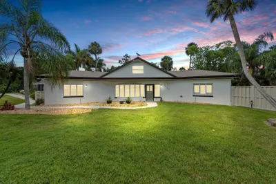 1400 Parkland Boulevard 1