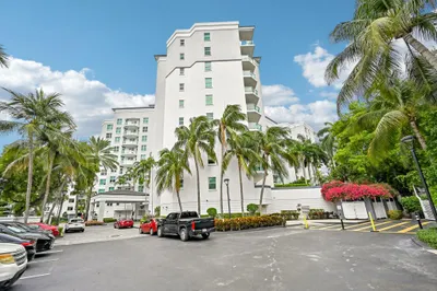 550 SE Mizner Boulevard #B206 1