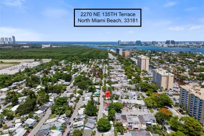 2270 NE 135th Ter #1 1
