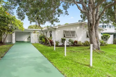 1706 Plover Avenue 1