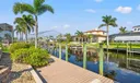 160 feet of direct sailboat access waterfront