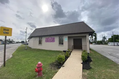 900 W Dr Martin Luther King Jr Blvd W 1