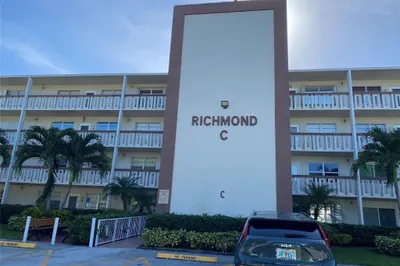 327 RICHMOND C #327 1