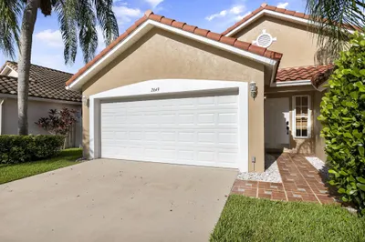 2649 Fairway Cove Court 1
