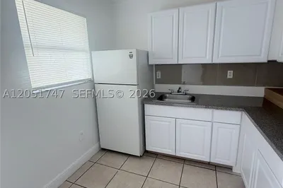 1990 NW 183rd St #5 1