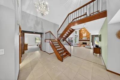 7204 Elyse Circle 1