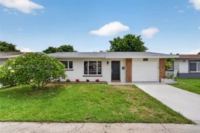5711 NW 48th Ter 1