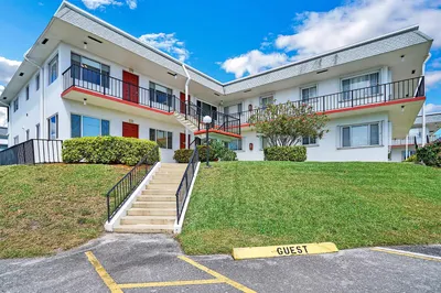 3120 Cynthia Lane #216 1