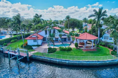 611 SW 15th Street 1