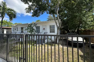 3041 NW 10th Ave 1