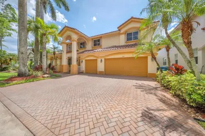 1383 Crossbill Court 1