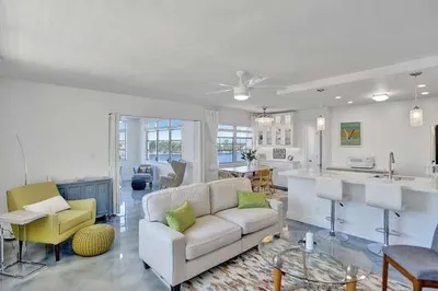 101 N BIRCH Road #505 1