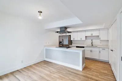 401 Southwind Drive #7 1