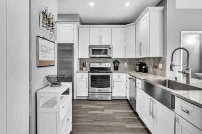 4732 Lago Vista Drive #4732 1