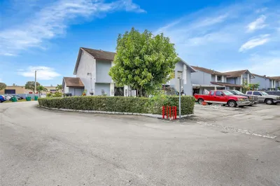 8092 NW 99th Terrace #2251 1