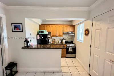 1014 Salzedo St #208 1
