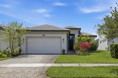 5627 Saint Armands Way 1