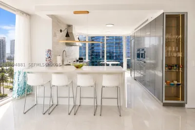 17555 Collins Ave #1001 1