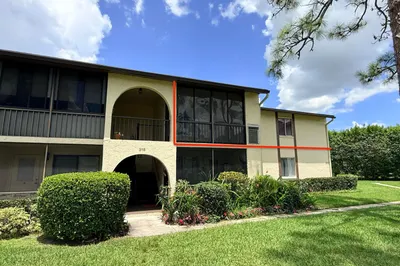 318 Knotty Pine Circle #D-2 1