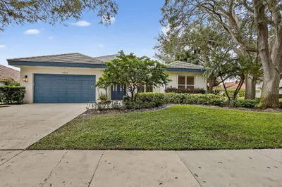 6333 Winding Lake Drive 1