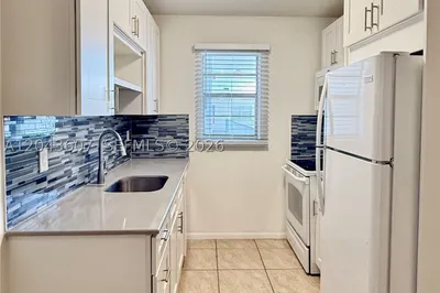 30 SE 4th Ave #206 1