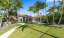 314 W Riverside Drive Photo