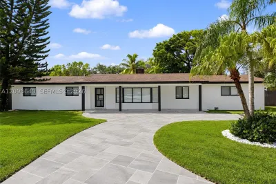 8200 SW 164th St 1
