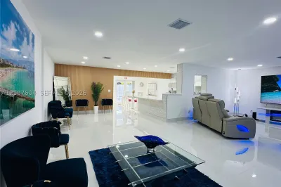 120 S 56th Ave 1