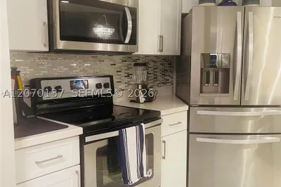 10551 W Broward Blvd #111 1
