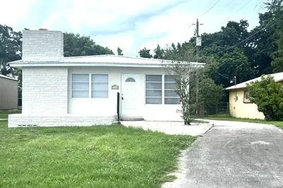 1789 Bacom Point Road 1
