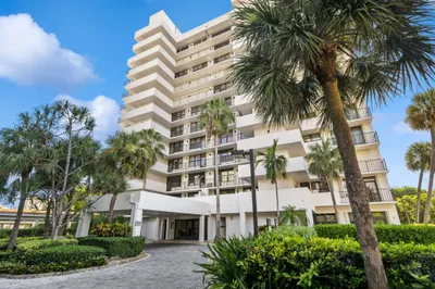 4600 S Ocean Boulevard #303 1