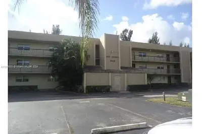 7060 Nova Dr #303C 1