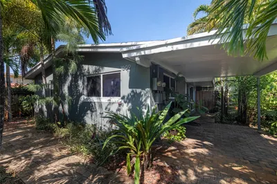 Front of duplex as you enter unit 1009 through the