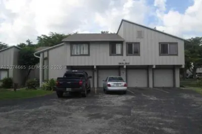 5810 NW 22nd St #21-B 1