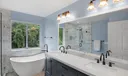 2444 SE Springtree Place Photo
