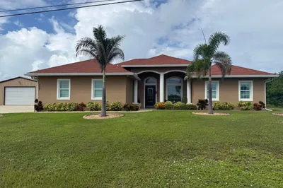 5327 N Old Dixie Highway 1