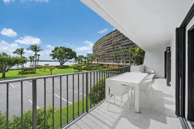 1208 MARINE Way #G13 1