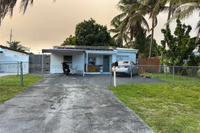 1445 NE 174th St 1