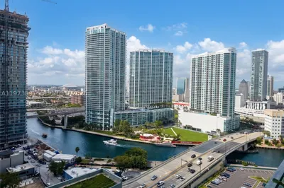 68 SE 6th St #1806 1