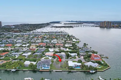 1050 Bimini Lane 1